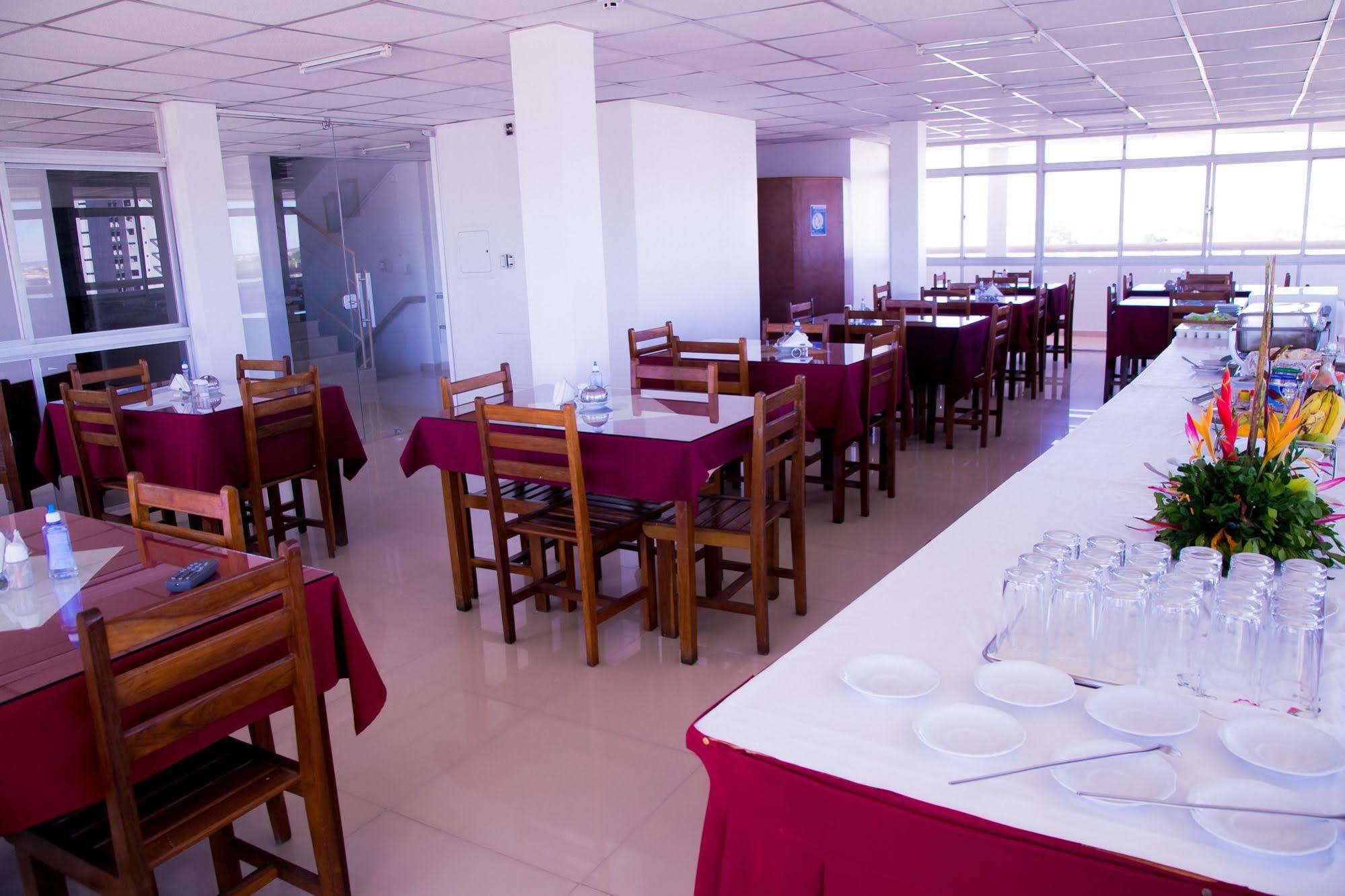 Reis Palace Hotel Petrolina Esterno foto